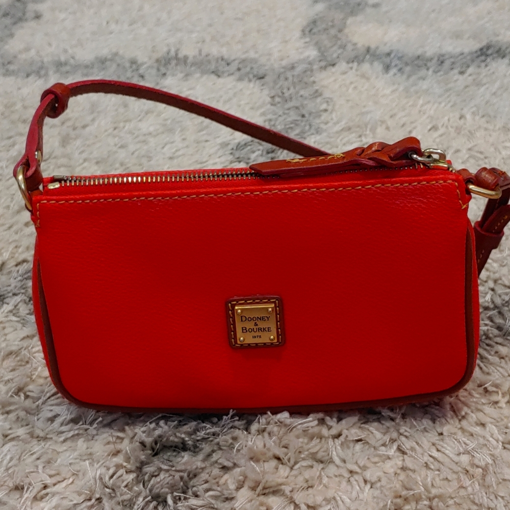 Dooney & Bourke, Eva Lexi crossbody, Geranium